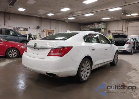 2014 Buick Lacrosse Leather Group z USA, uszkodzony, nr VIN 1G4GC5G36EF305098